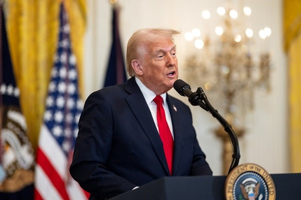 Legal Experts Weigh In on Constitutionality of Trump’s 2025 Travel Ban